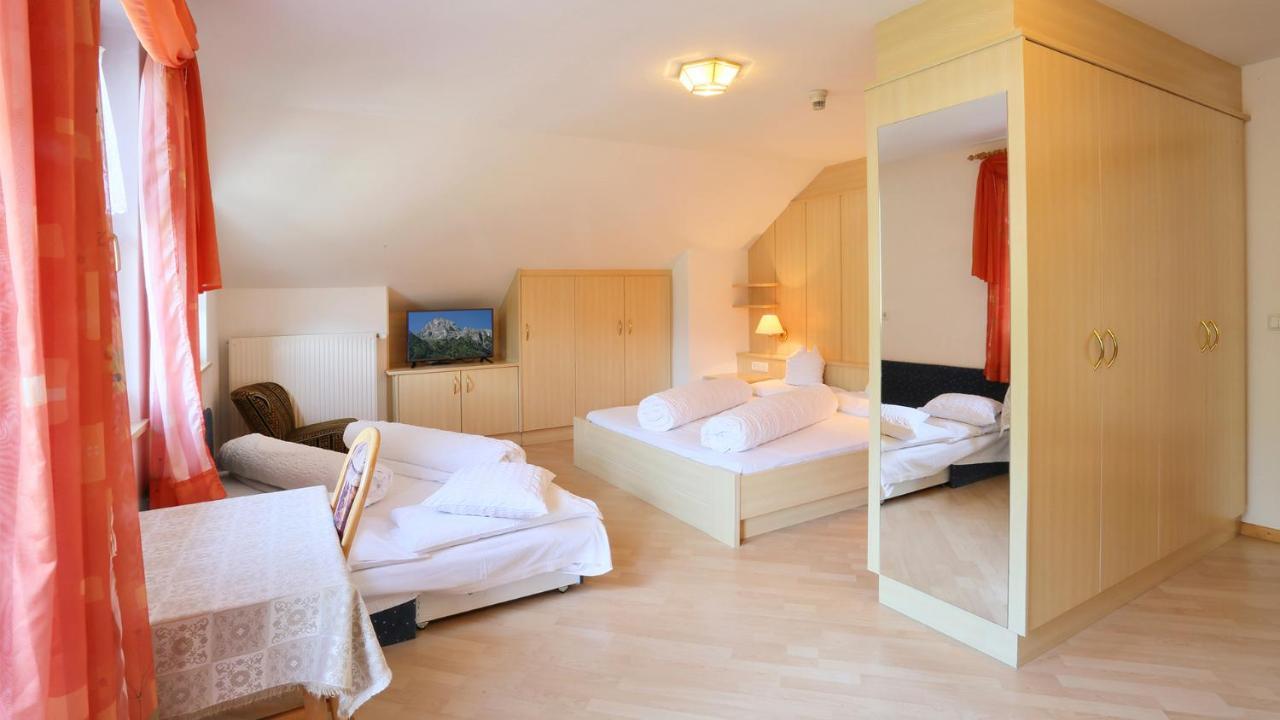 Pension Alpenhof B&B Колле-Изарко Экстерьер фото